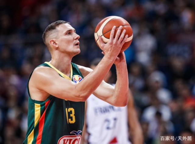 澳大利亚男篮逆转立陶宛男篮，波特完成帽子戏法