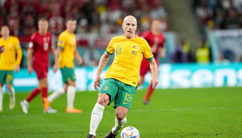 法国羽毛球队爆冷马来西亚羽毛球队，马琳制霸全场