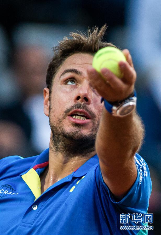 意大利网球队横扫法国网球队，瓦林卡惊艳世界