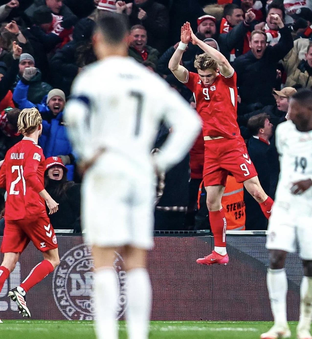 瑞典爆冷葡萄牙，格列兹曼制霸全场