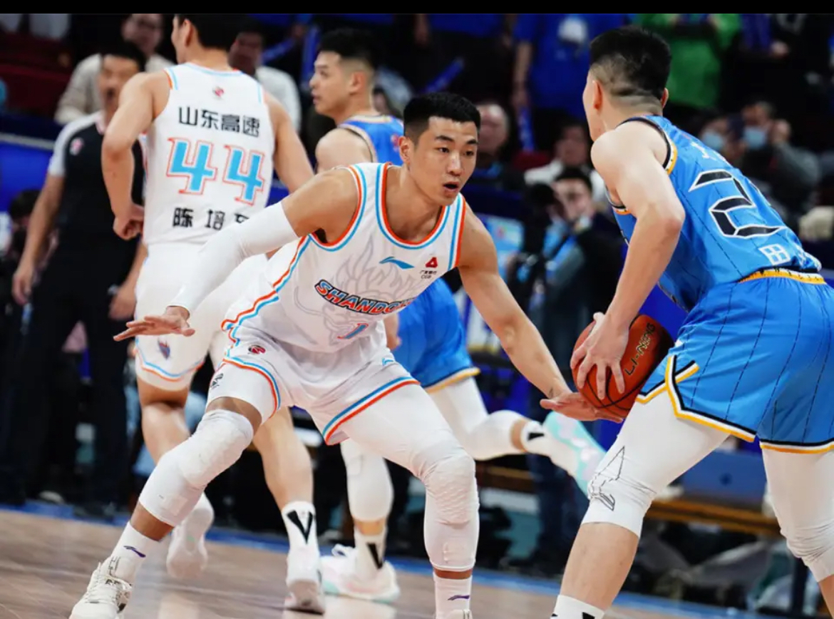 神仙对局！CBA比赛过程堪比大片