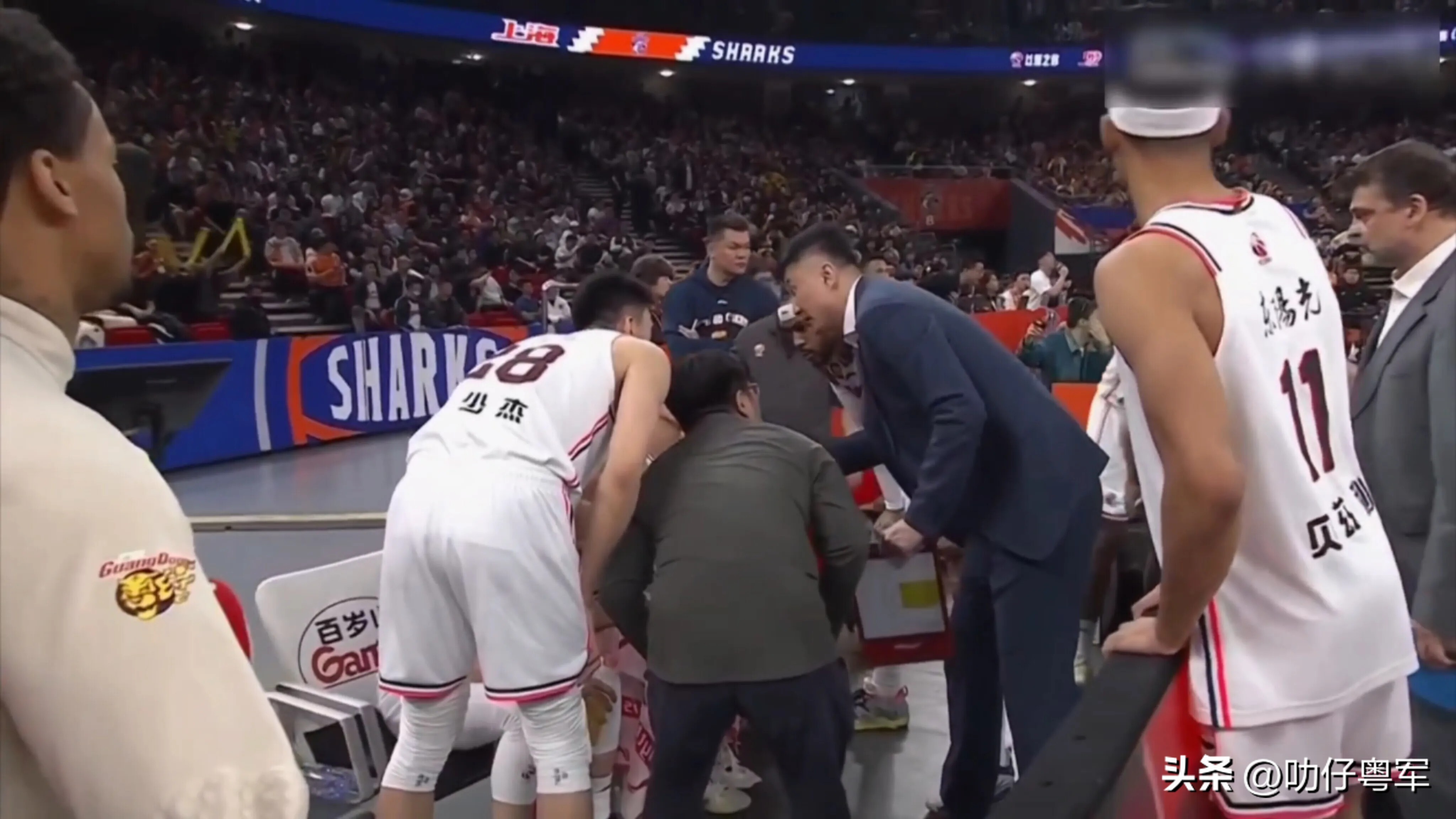 神仙对局！CBA比赛过程堪比大片