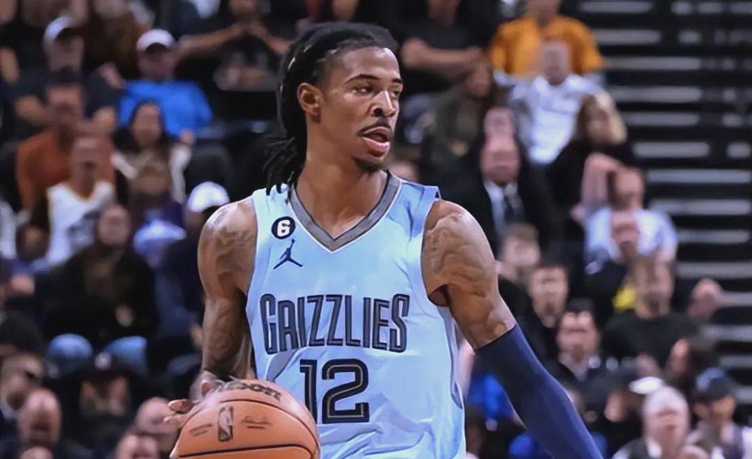 新疆队险胜灰熊，利拉德高光表现