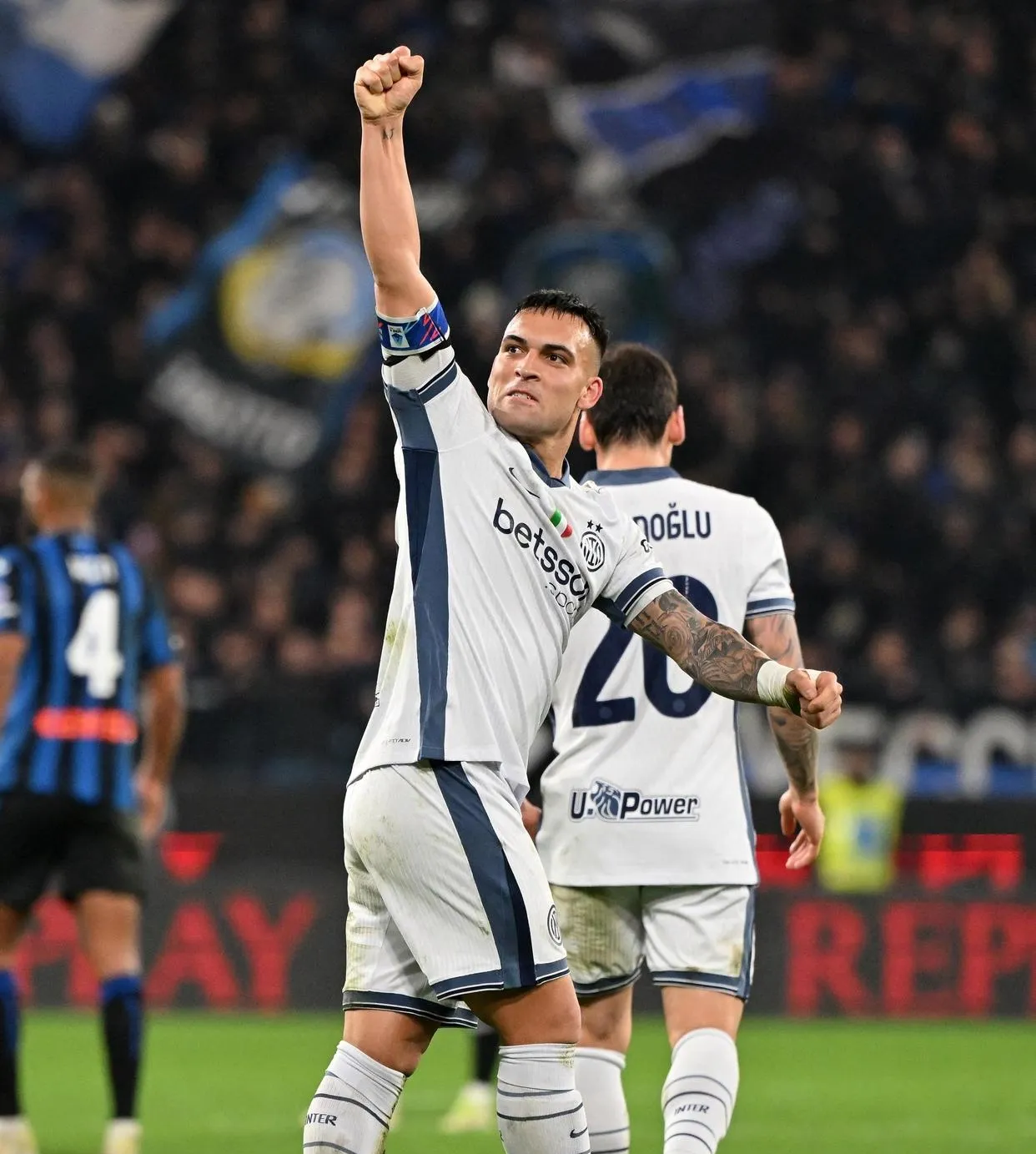 那不勒斯鏖战希腊,拉什福德统治全场 那不勒斯鏖战希腊,拉什福德统治全场