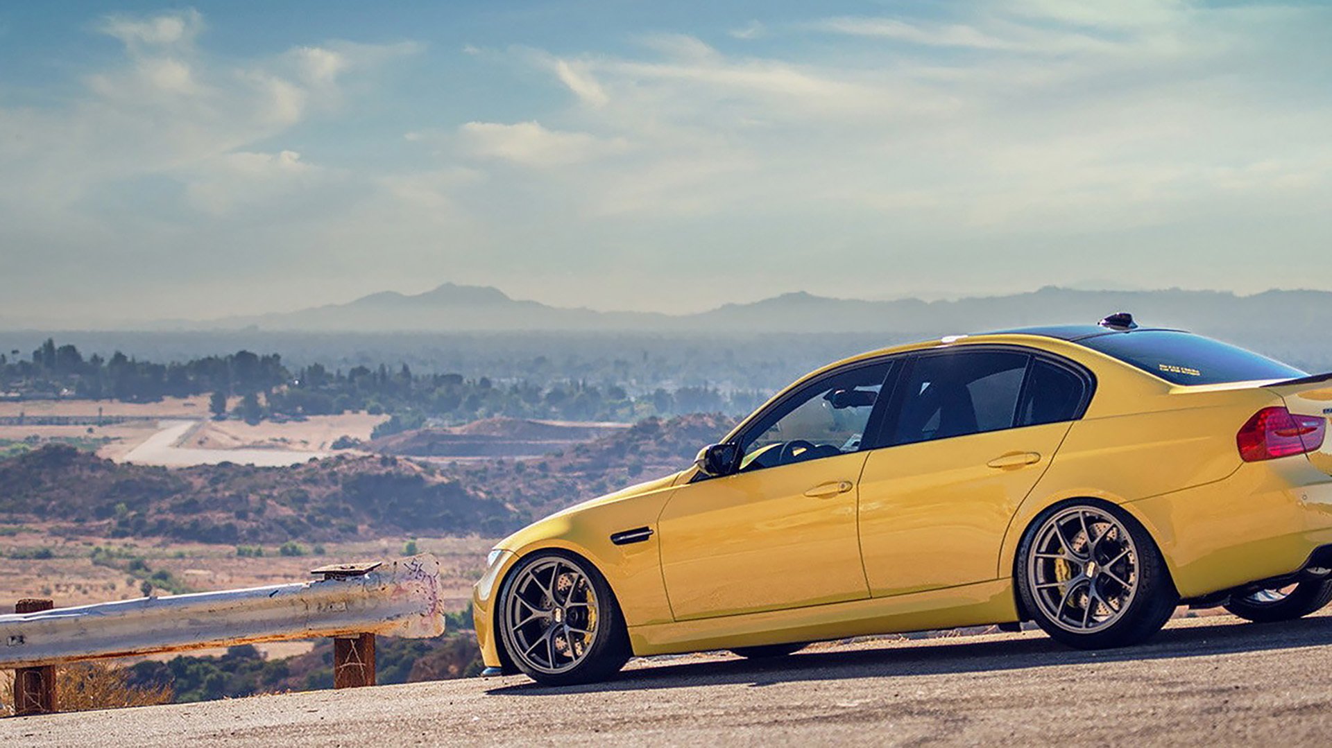 当水流冲垮铁壁,艺术家的演出谢幕