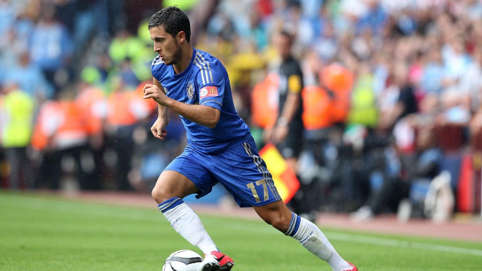 孙兴慜的超车艺术，从F1街道赛到曼联淘汰尤文的启示