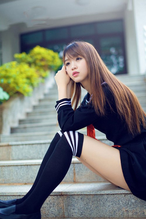 欧冠淘汰赛之夜,中场能量引擎,班凯罗的存在感如何拉满全场?