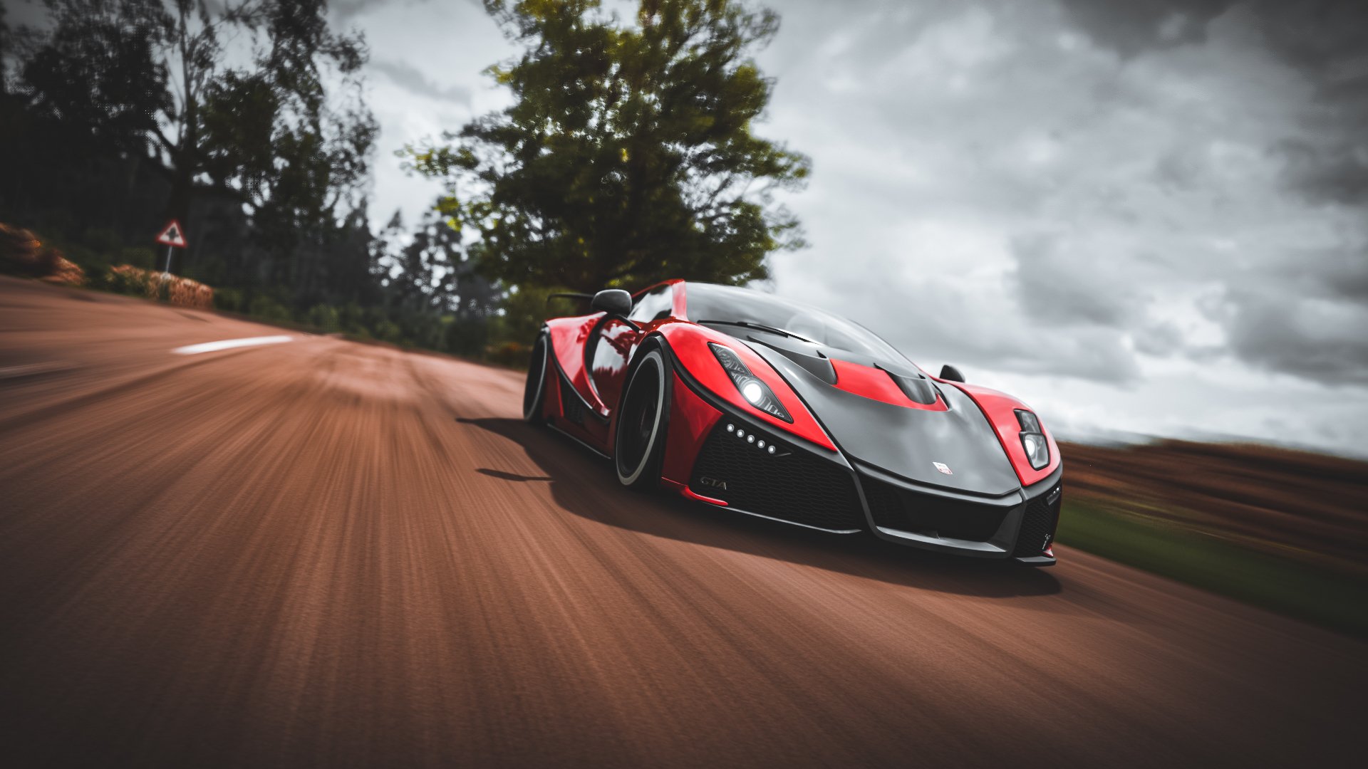 东西对决的双重变奏