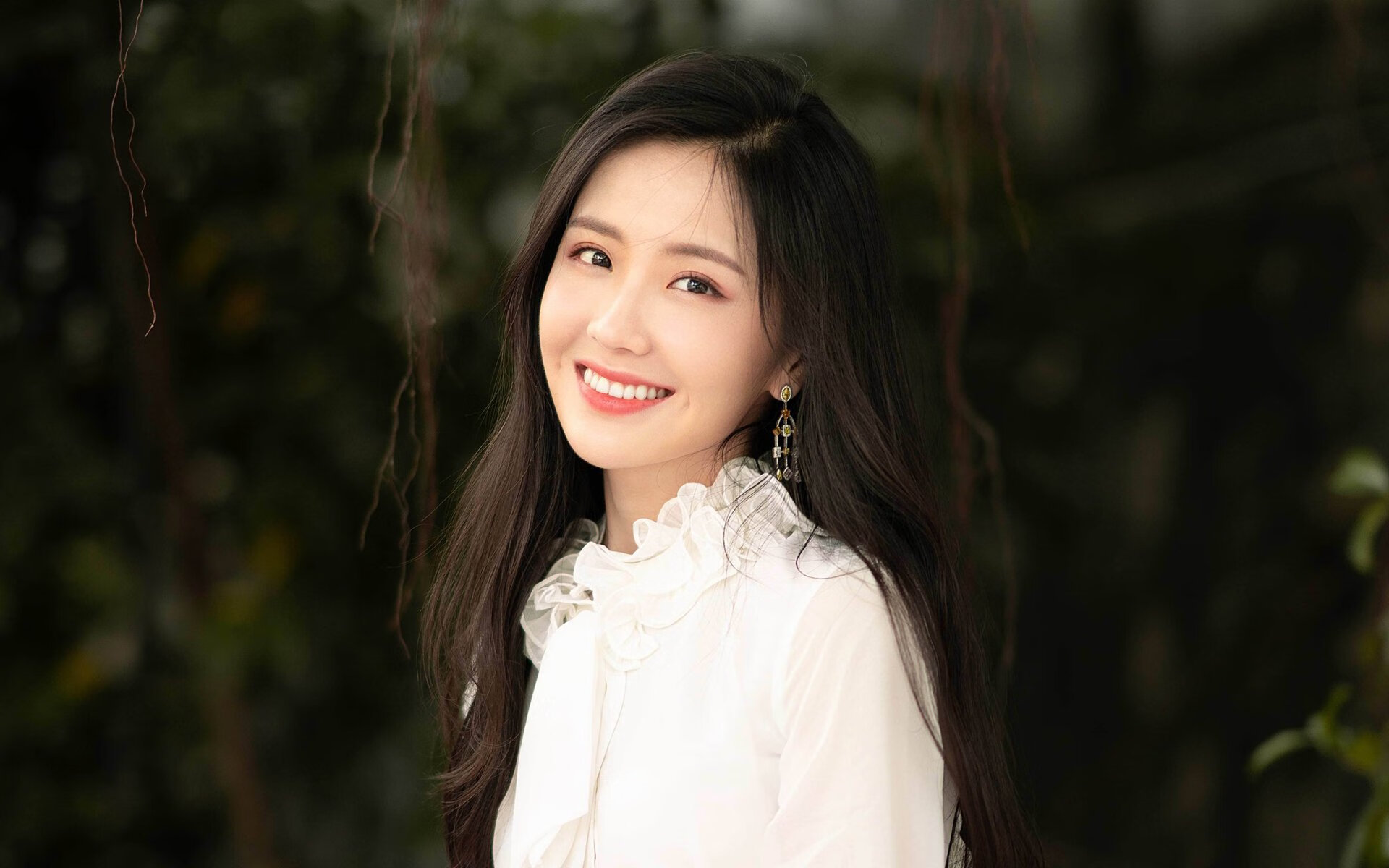 独家热评克莱时刻引爆球场，步行者闪电战击溃吉林之谜